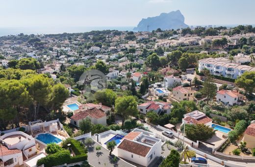 Select Villas Of Moraira